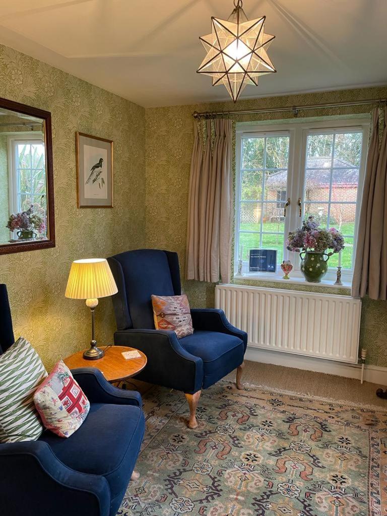The Coach House Bed & Breakfast Rudgwick Bagian luar foto